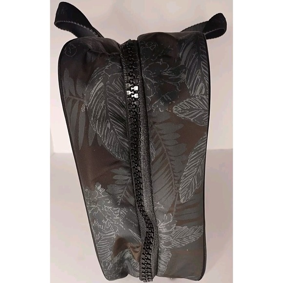 Ted‎ Baker London Charcoal Gray Toiletry Travel Bag Towel Wash Cloth Nylon 13x10 - Picture 4 of 8